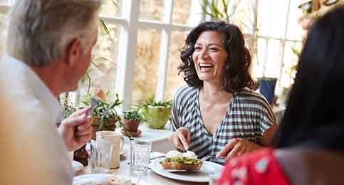 People enjoy brunch